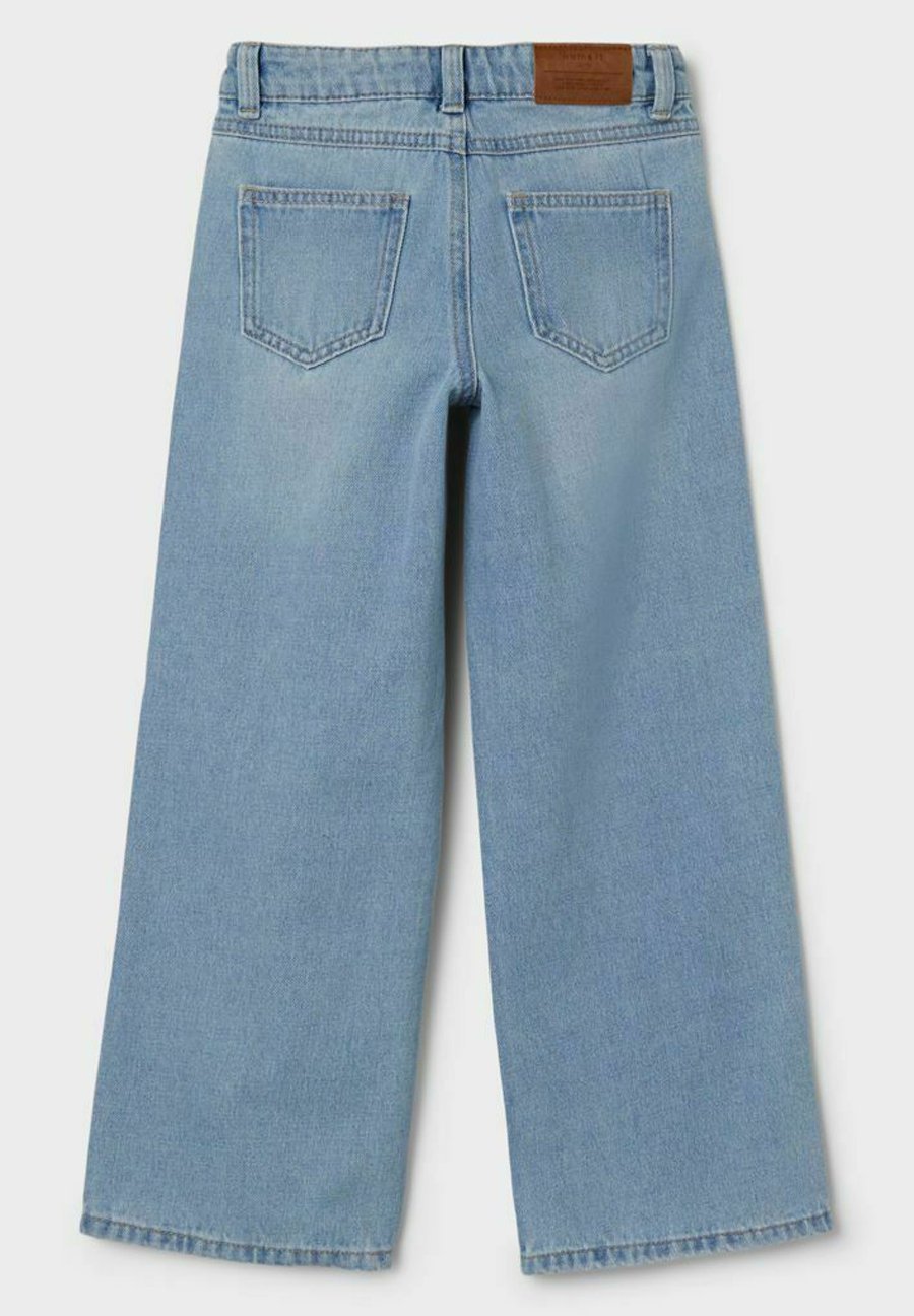Noem het NKFROSE WIDE TE NOOS - Flared Jeans - lichtblauwe denim