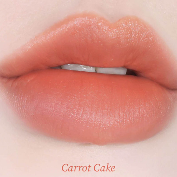 Balsam de buze cu pudră Tocobo - 33 Carrot Cake