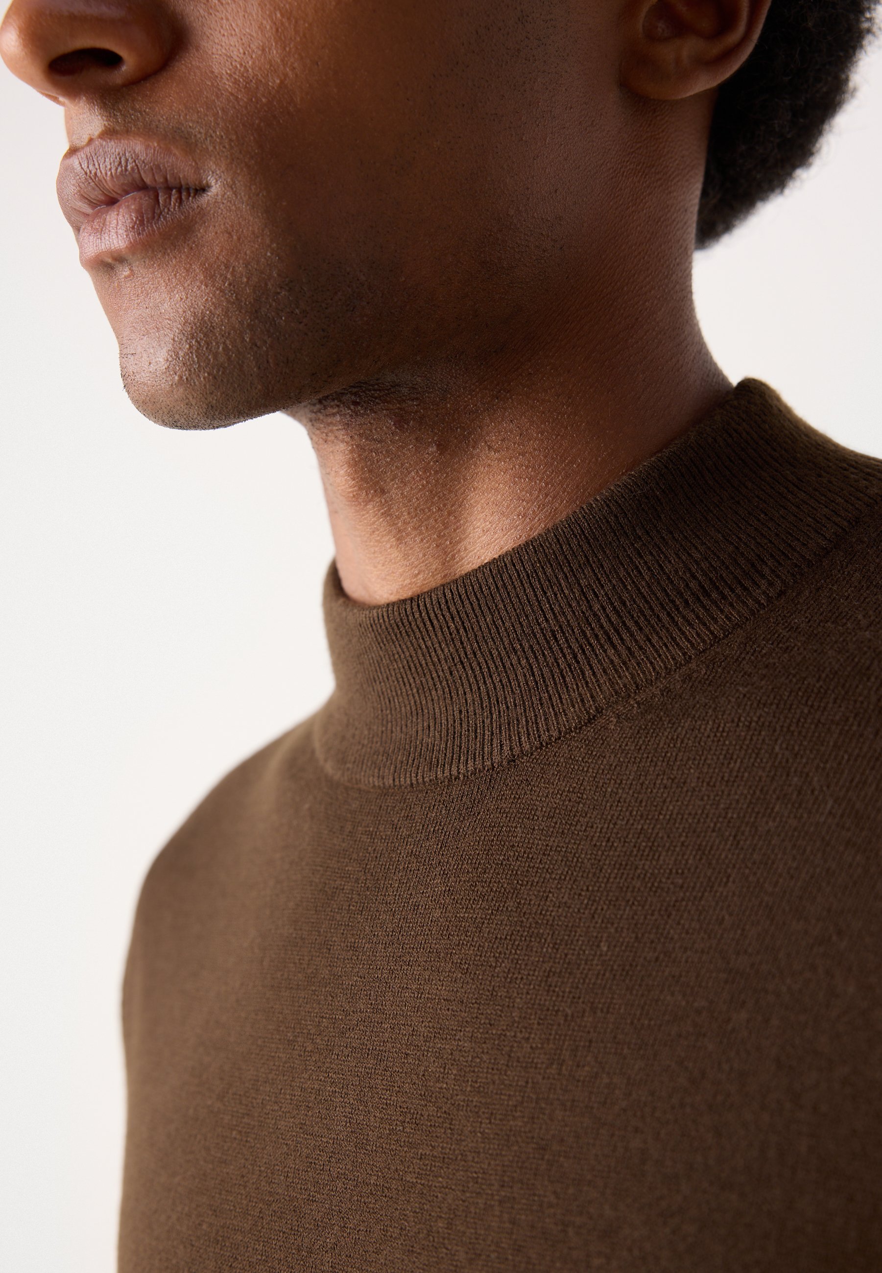 Scotch & Soda SAISONALER CORE DROPED SHOULDER MOCK NECK - Pullover - Demitasse