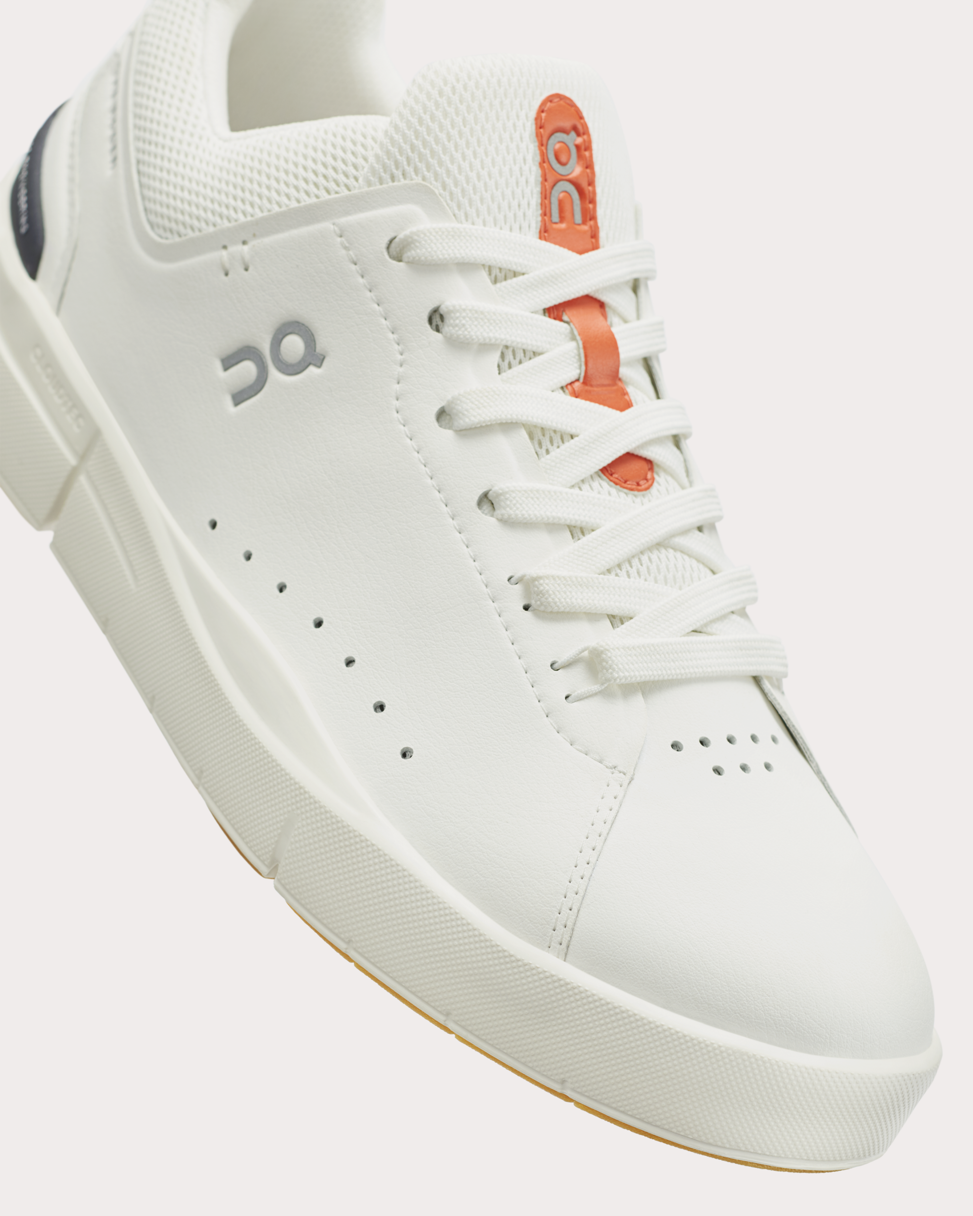On Chaussures pour femmes THE ROGER Advantage Ivoire | Rose