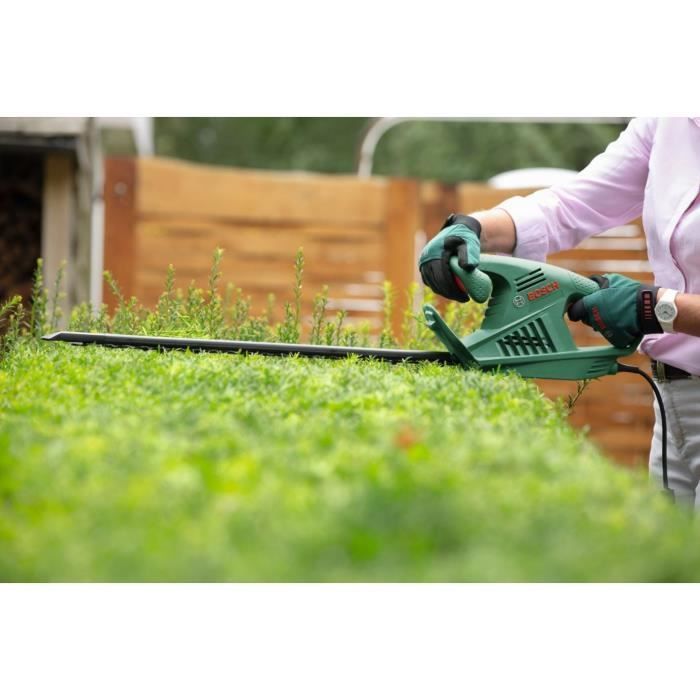 Cortasetos eléctrico Bosch EasyHedgeCut 55-16 (motor de 450 W, cuchillas de 55 cm)