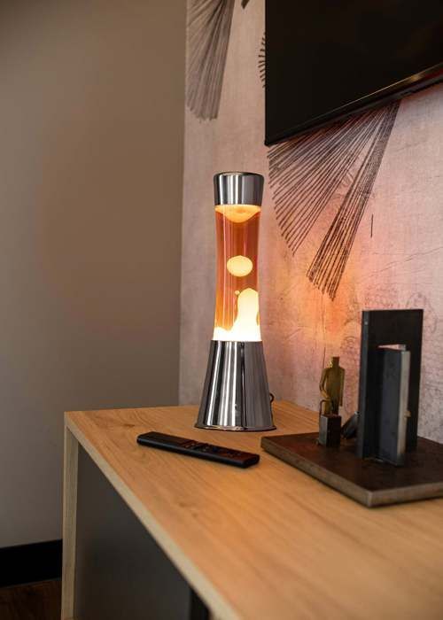 Lampe à lave - FISURA - Orange - Base en chrome - 11 cm x 11,5 cm - Intérieur