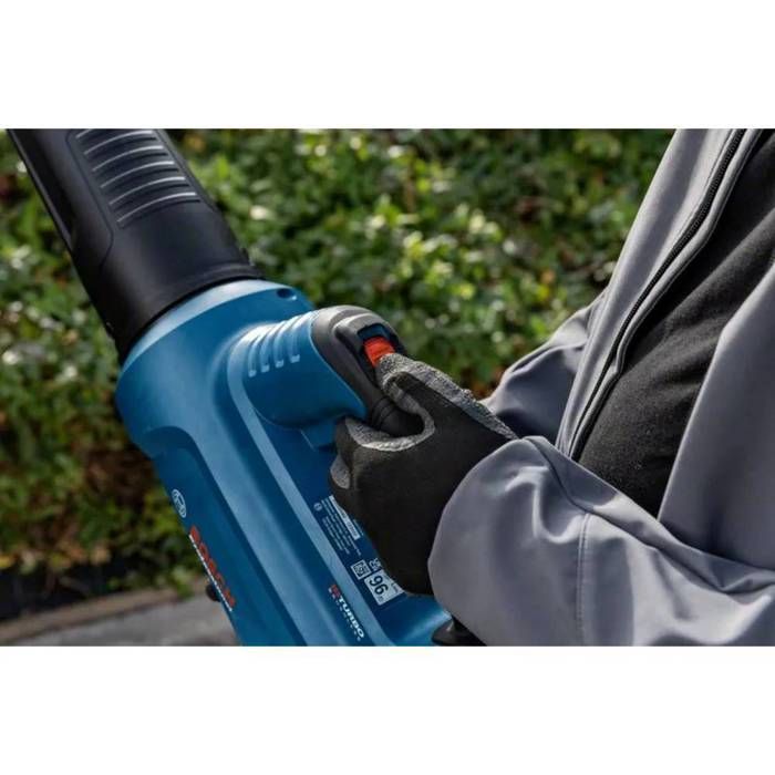 Bosch Professional 18V Souffleur GBL 18V-750 (780 m³/h, vitesse d’air jusqu’à 198 km/h, variateur de vitesse) sans batterie