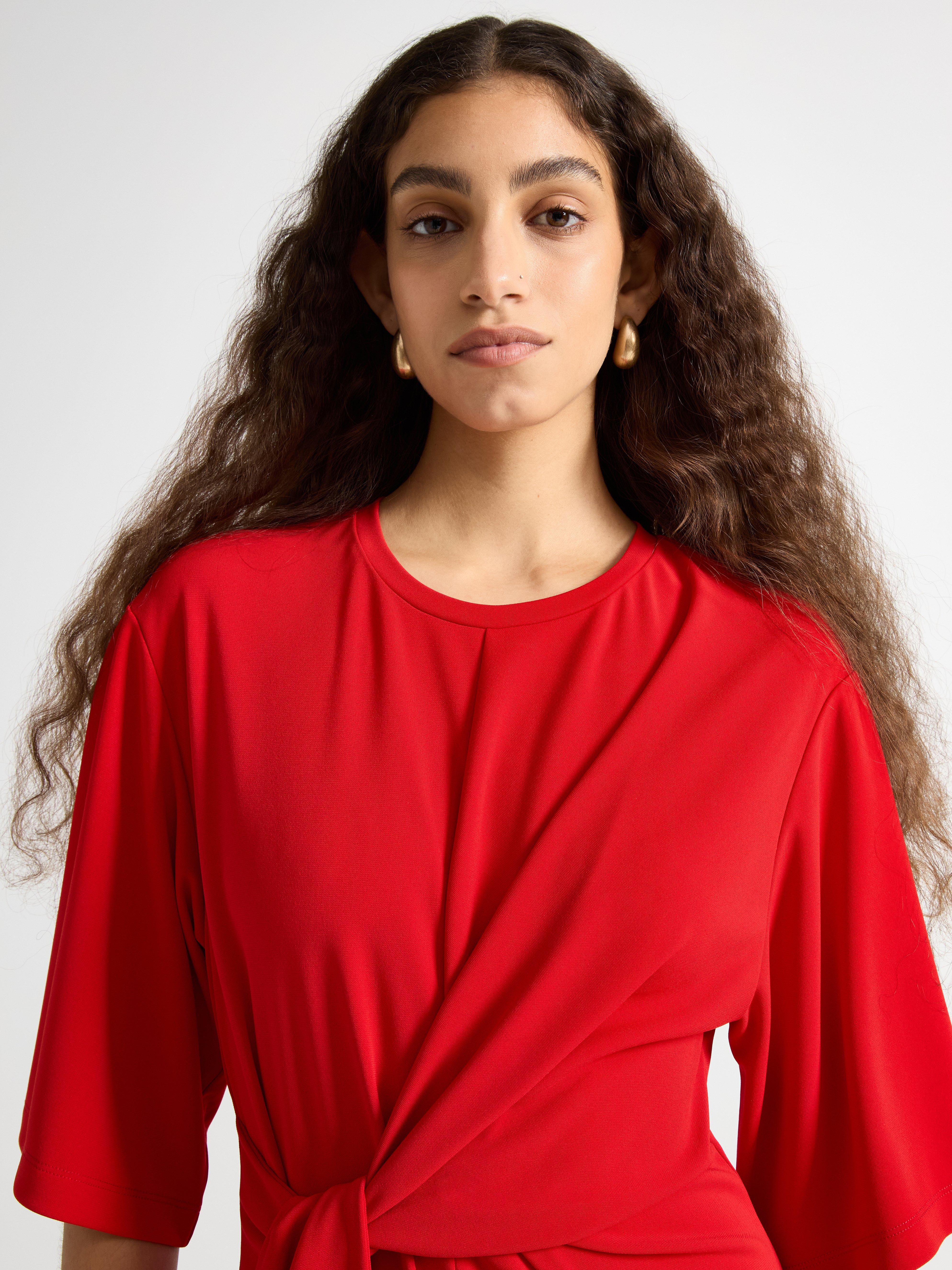 Vestido midi con detalle de lazo, rojo oscuro.