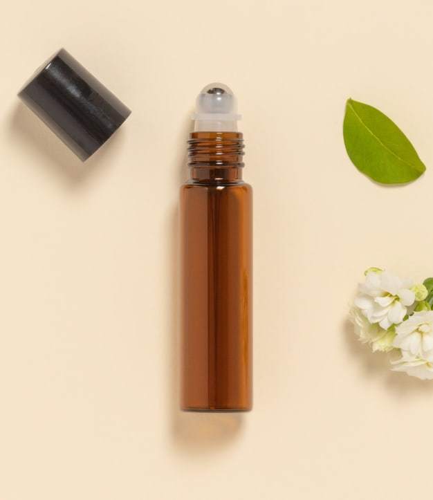15 ml amberkleurig glazen roll-on flesje met stalen balletje
