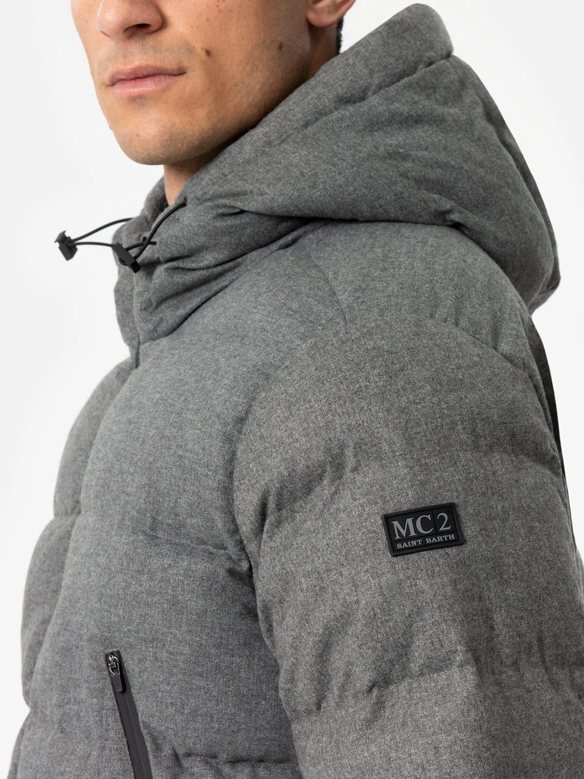 Chaqueta de plumas con capucha de franela gris jaspeada para hombre de Maier