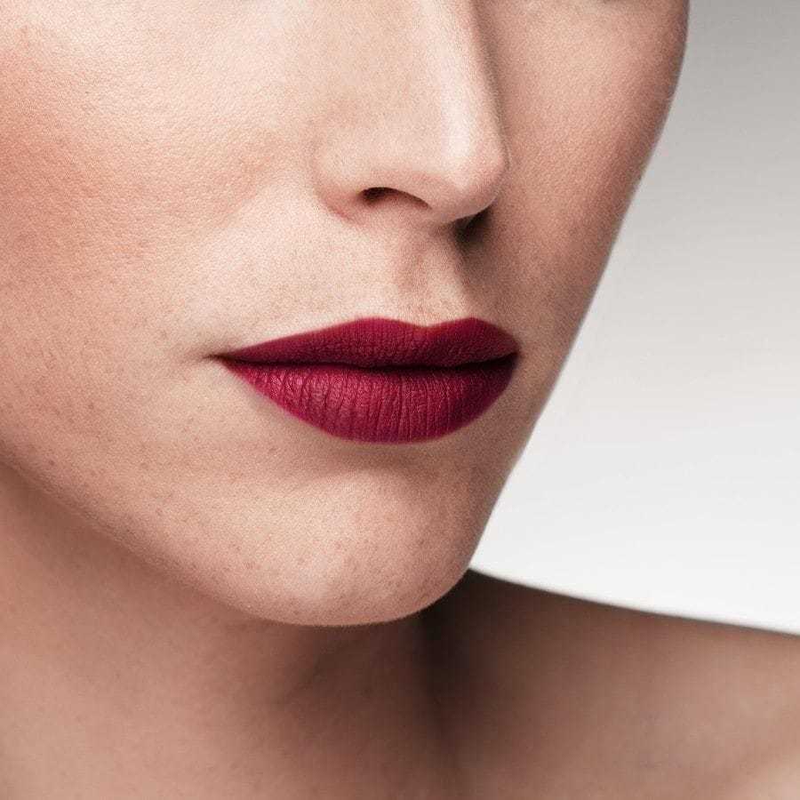 MAC Lippenstift Iepazīstieties ar savu matēto Retro matēto šķidro lūpu krāsu - 5 ml