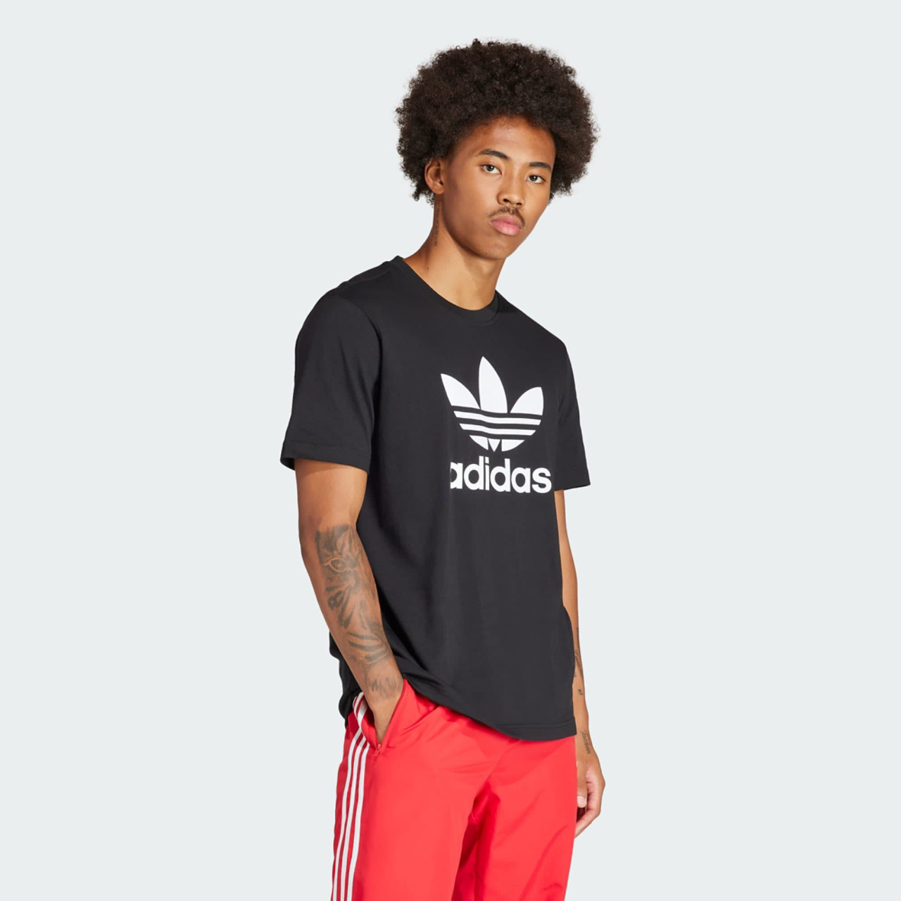 adidas läpikuultava apilanlehti