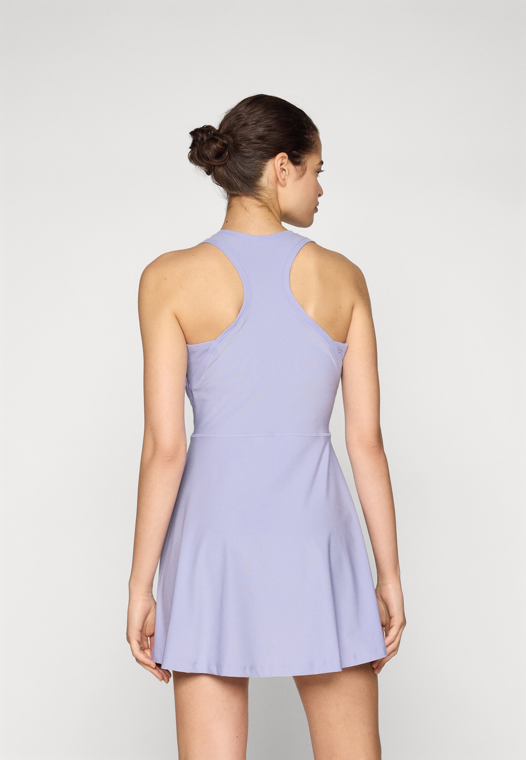 Nike Performance VICTORY DRESS - Jersey jurk - lila ijs/wit