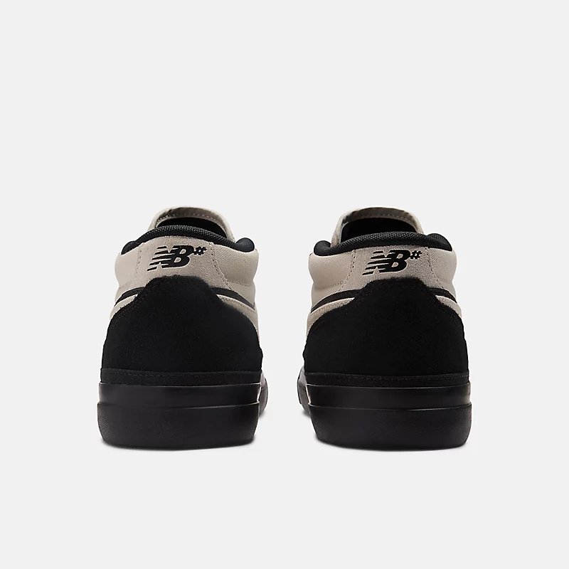 Męskie buty NB Numeric Franky Villani 417 – czarne z motywem Timberwolf