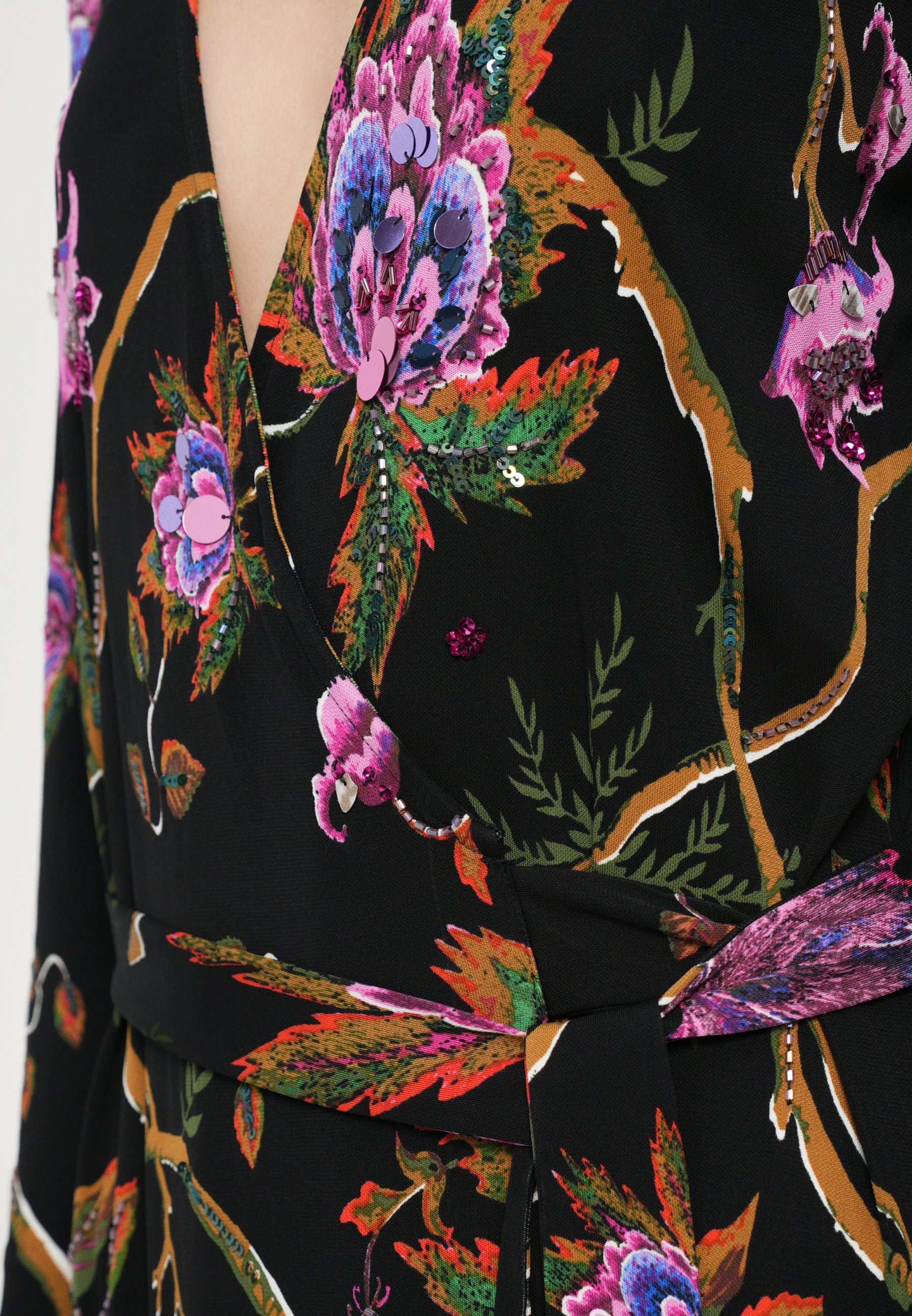 Diane von Furstenberg ABIGAIL LANGE OVERSLAGJURK - Maxi-jurk - zwart
