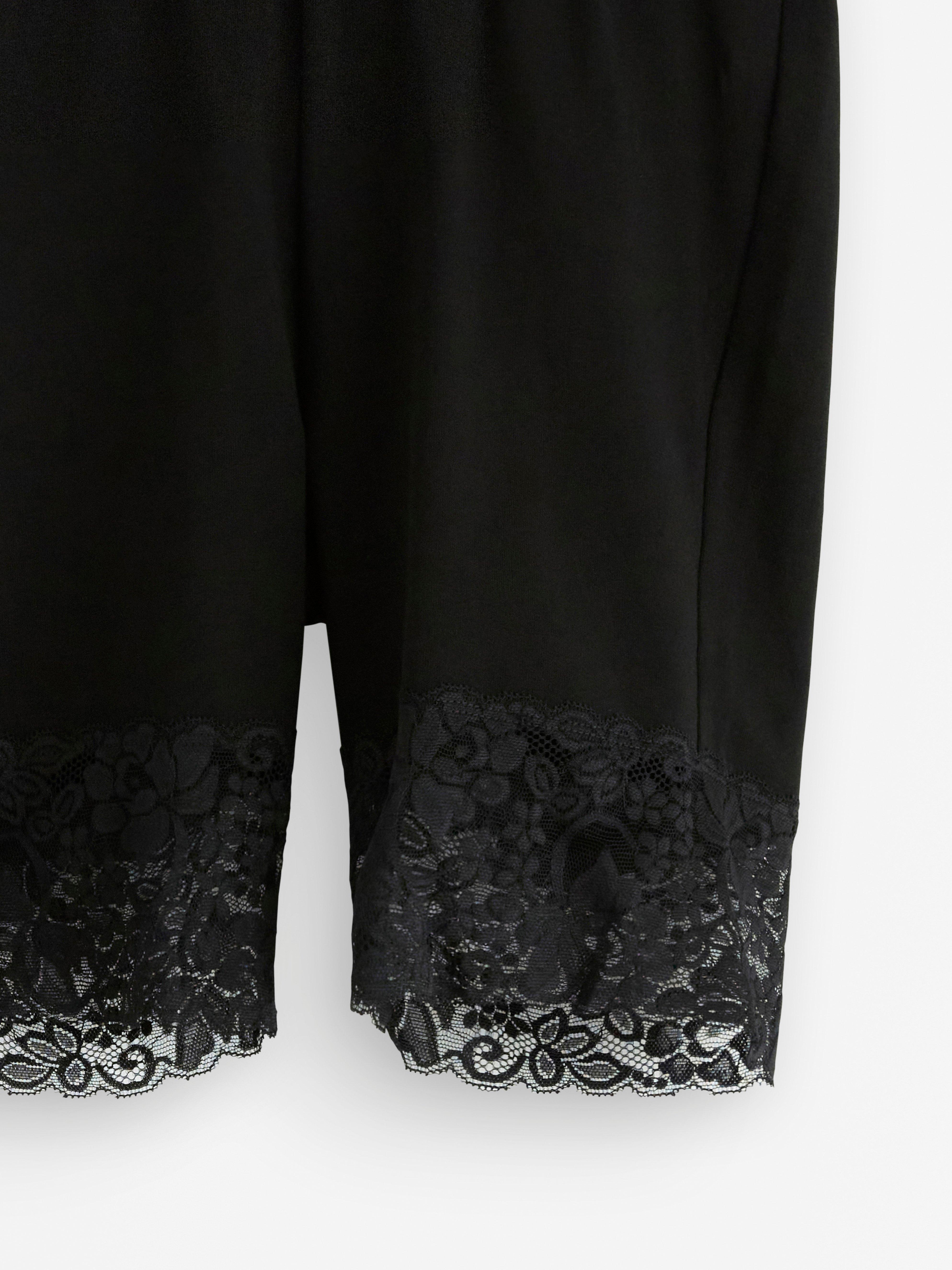 Pantalones cortos de ciclismo con encaje negro