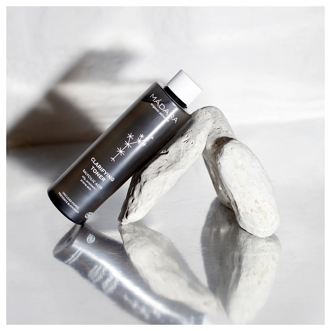 Água Facial Iluminadora MÁDARA - 200 ml