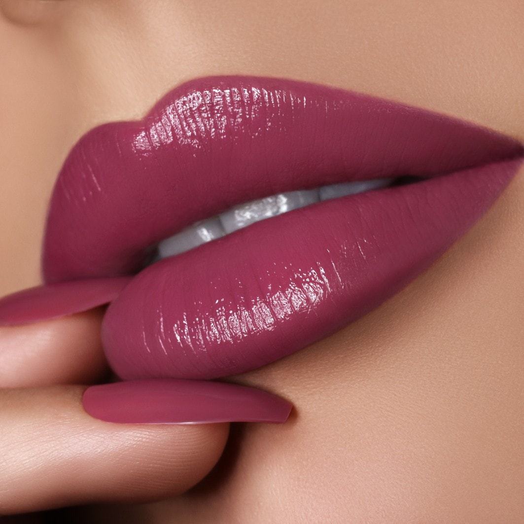 Pat McGrath Labs lūpu krāsa SatinAllure™ - 3,7 g