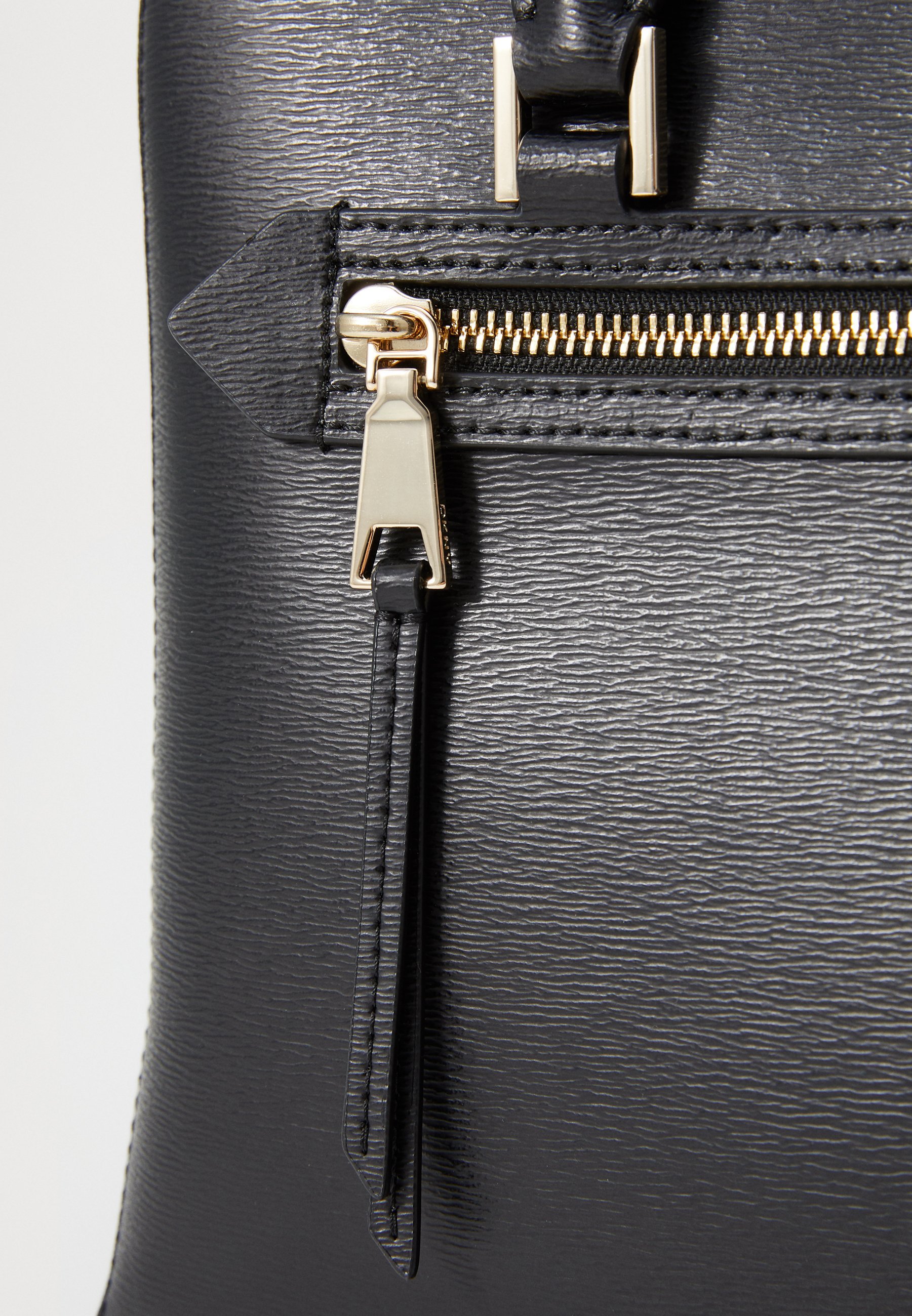 Sac bandoulière DKNY BRYANT AVE - Noir/Or