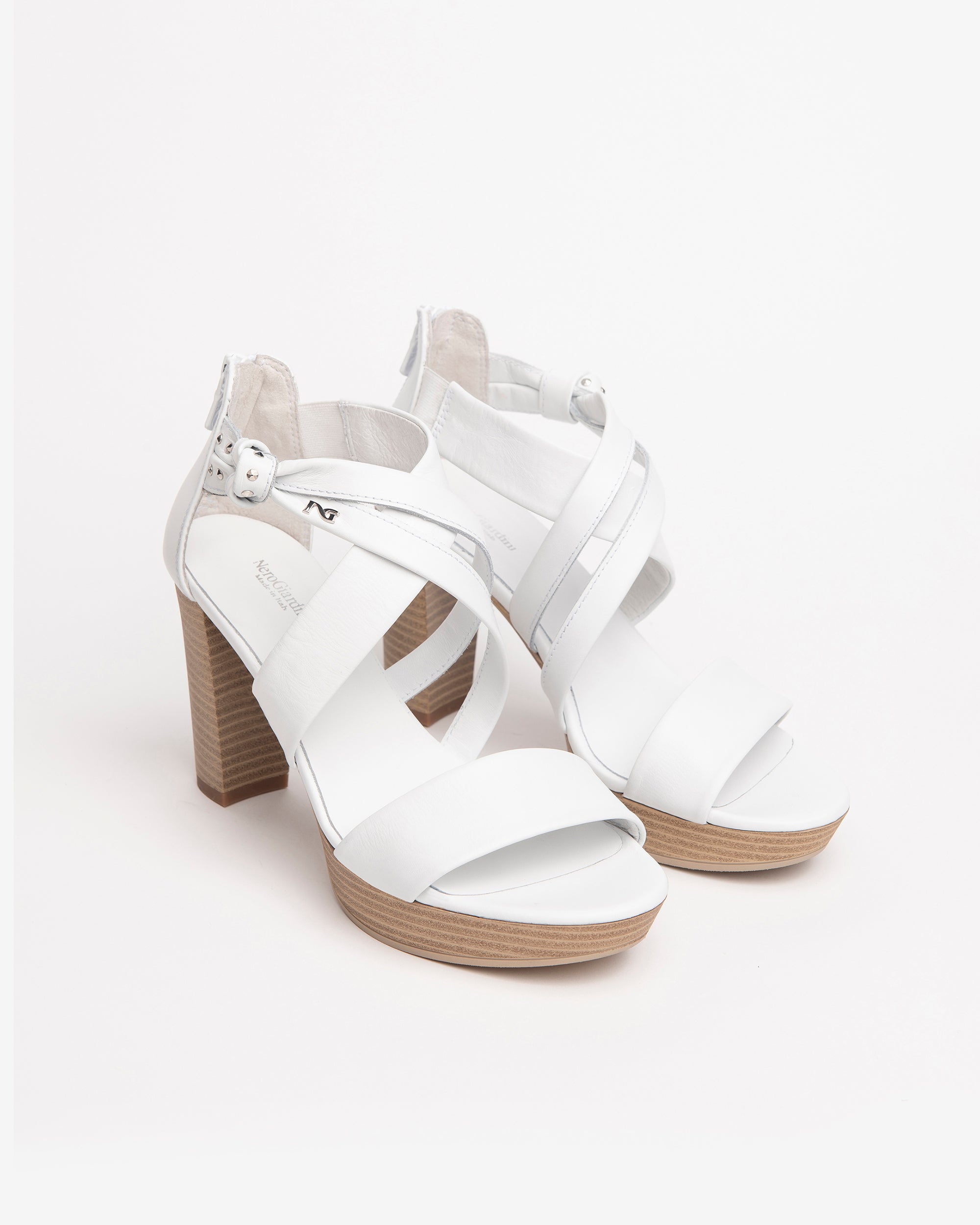  Sandales en cuir pour femmes