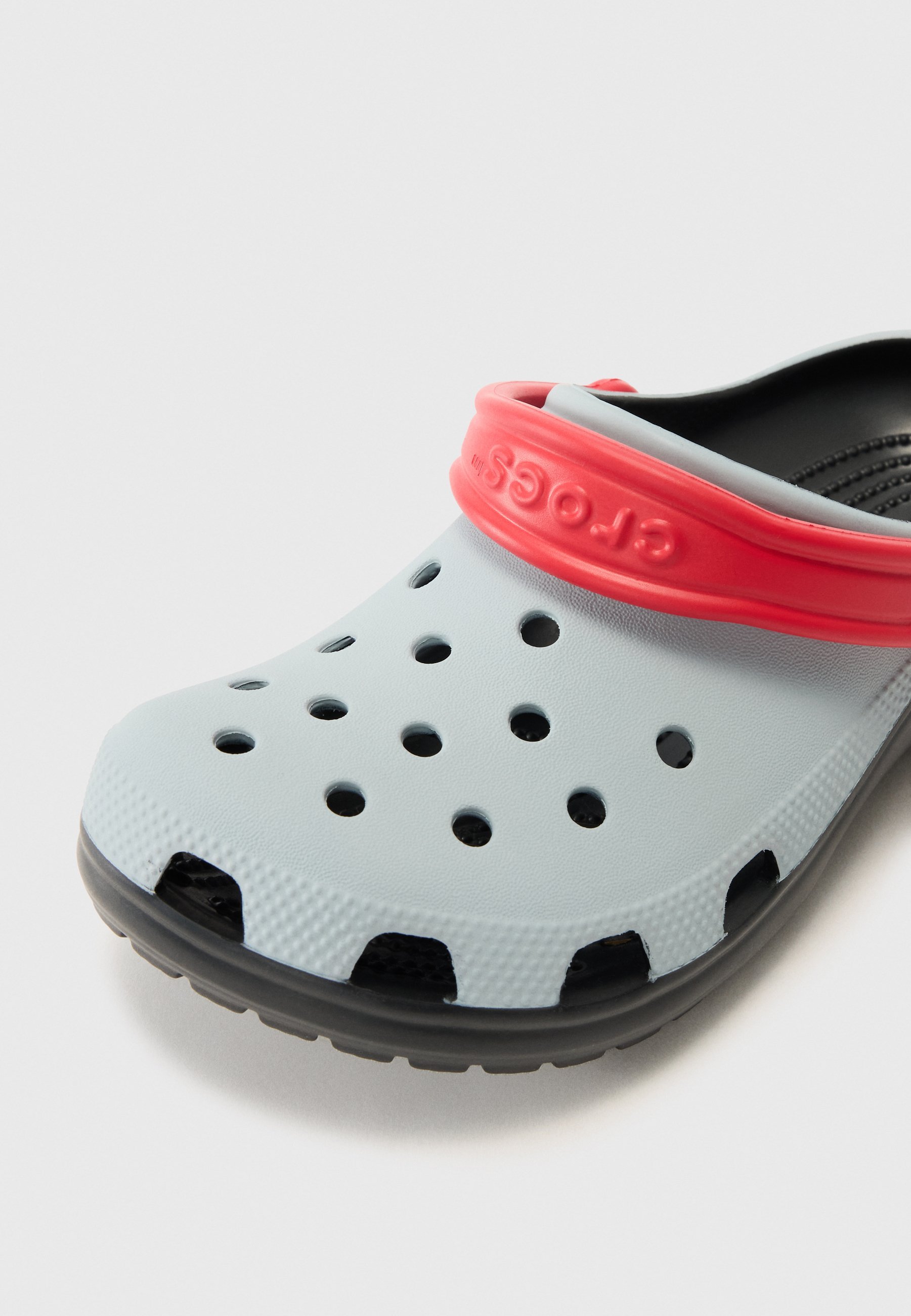 Crocs CLASSIC RETRO SPORT UNISEX - Slippers - mirage