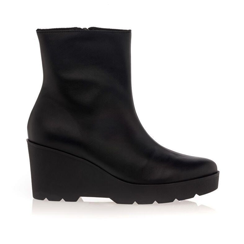 Schwarze Damenstiefel / Stiefeletten