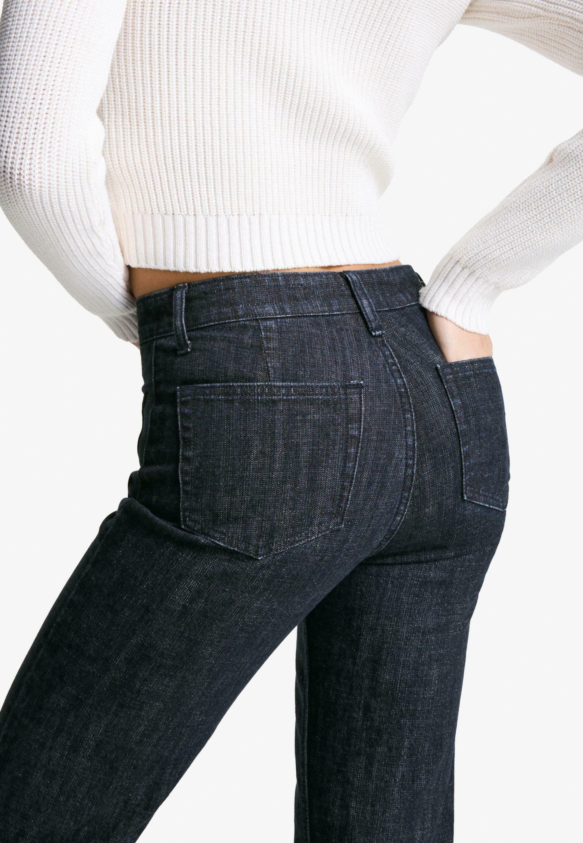 Bershka COMFORT - Bootcut jeans - koningsblauw