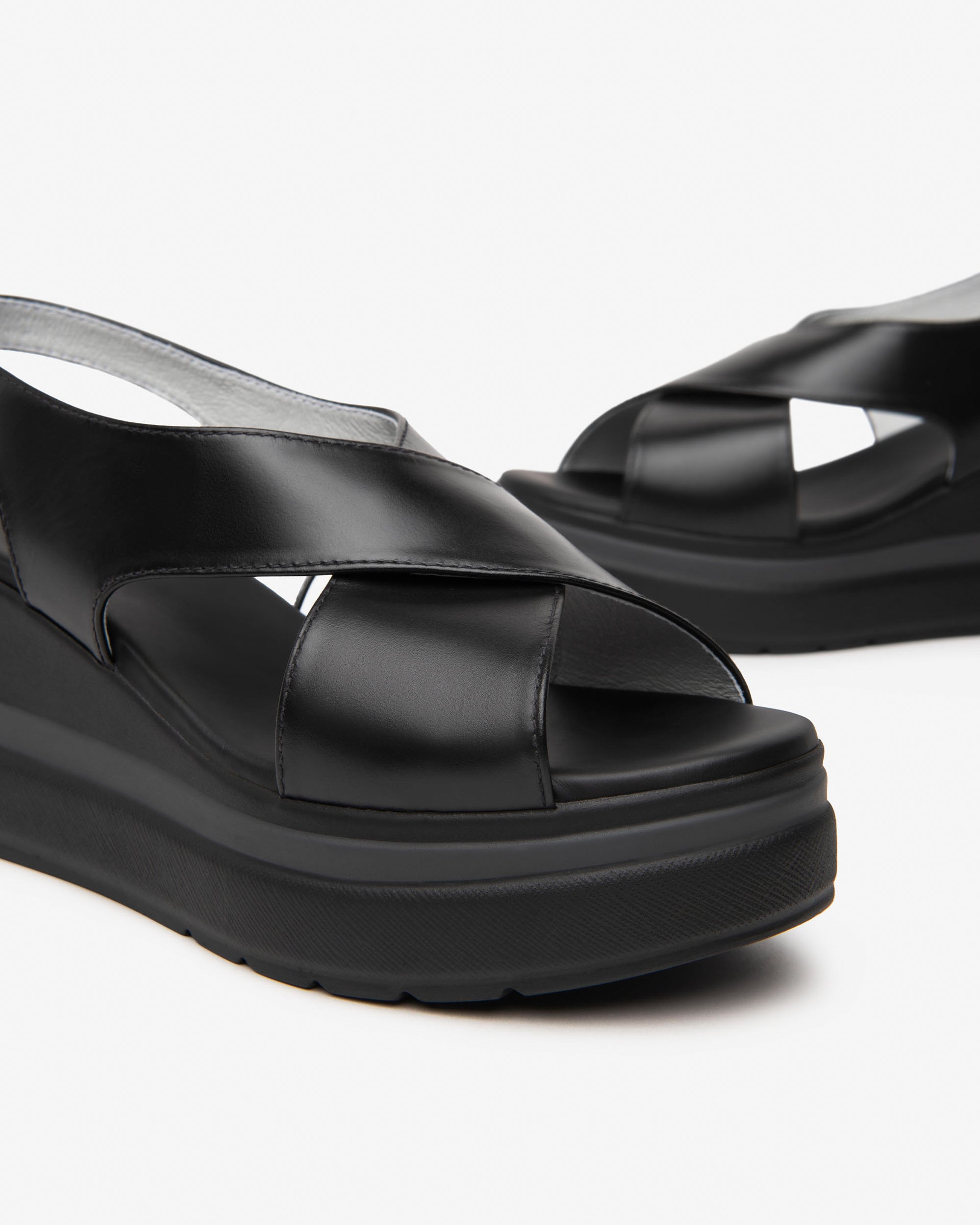  Damen-Ledersandalen