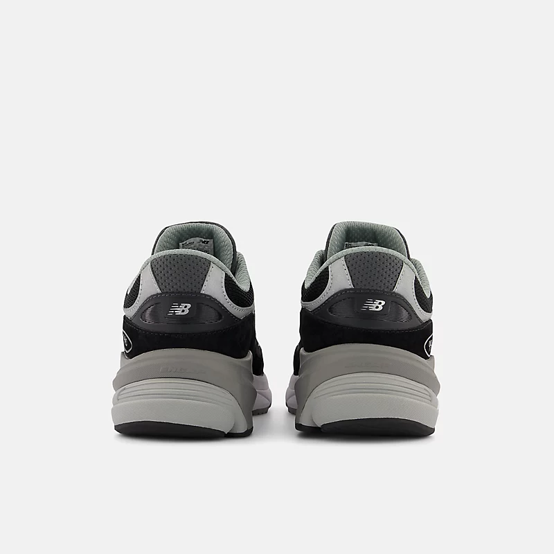 Baby 990v6 – Schwarz mit Silber