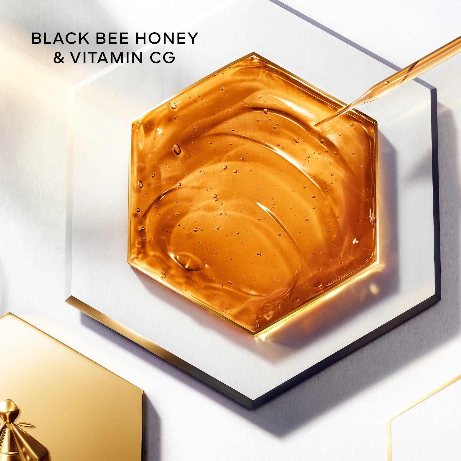 „Guerlain Abeille Royale Bee Lab Shot“ veido emulsijos rinkinys – 1 vnt.
