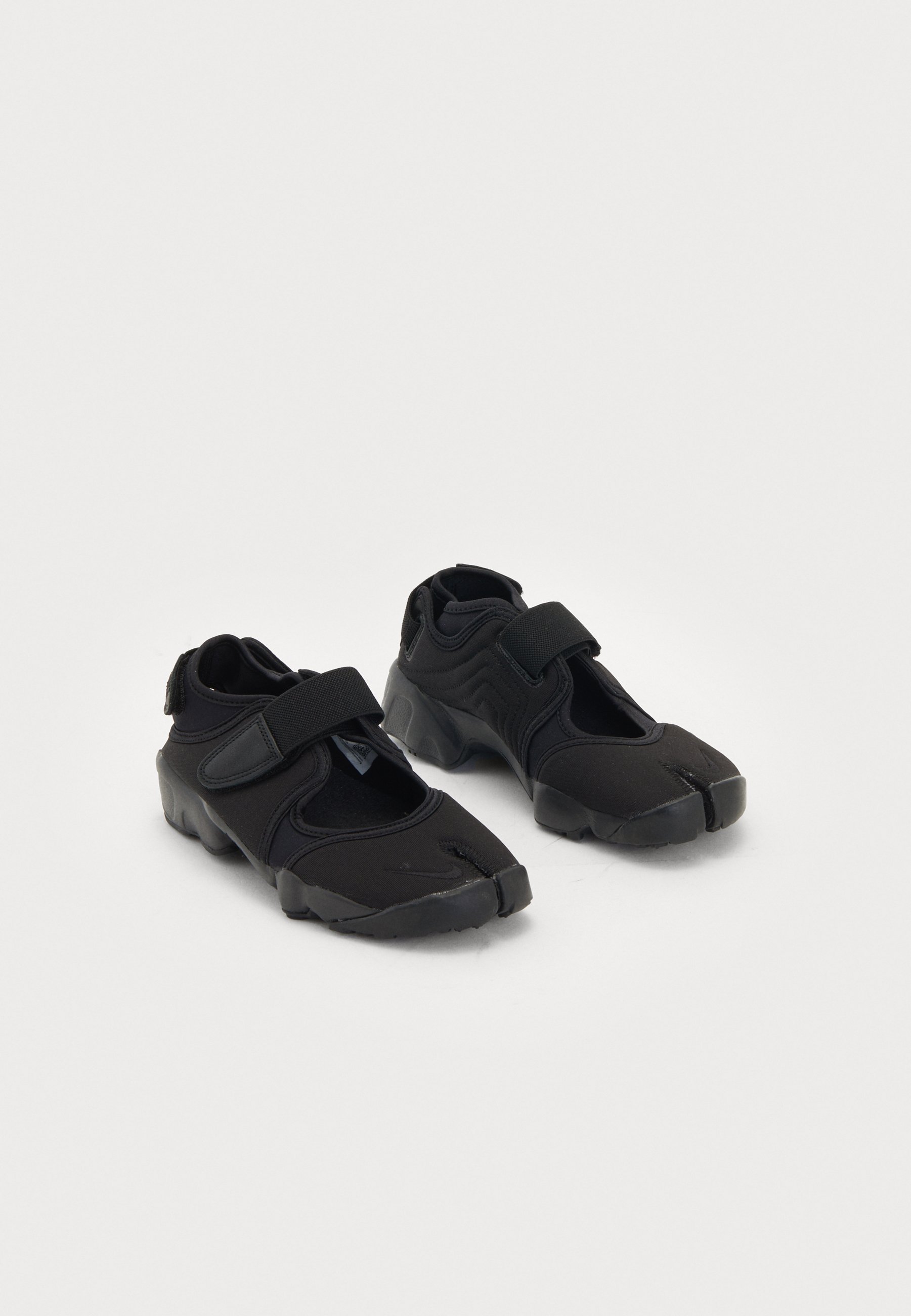 Baskets basses Nike Sportswear
