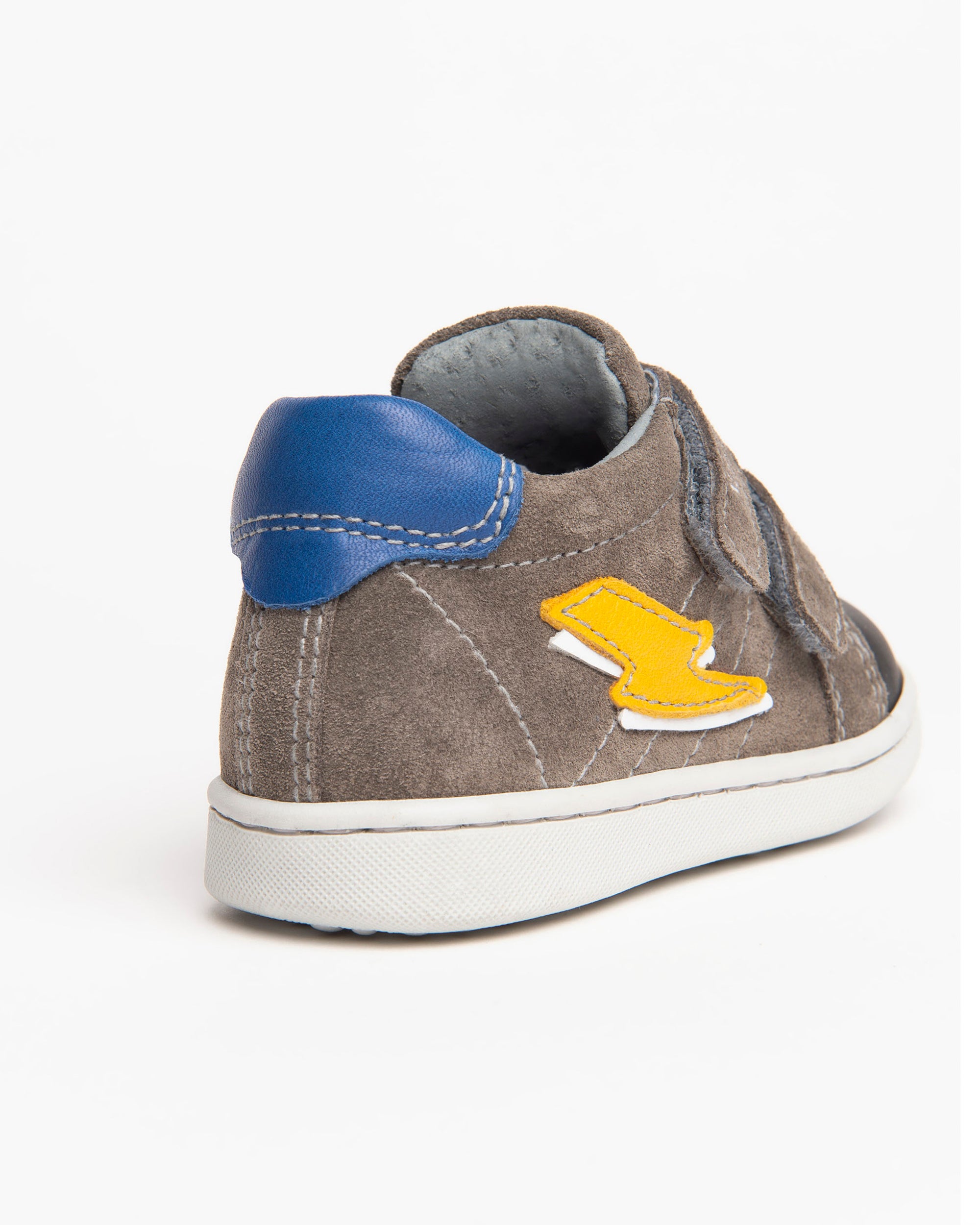  Baby-Sneaker aus Leder und Wildleder