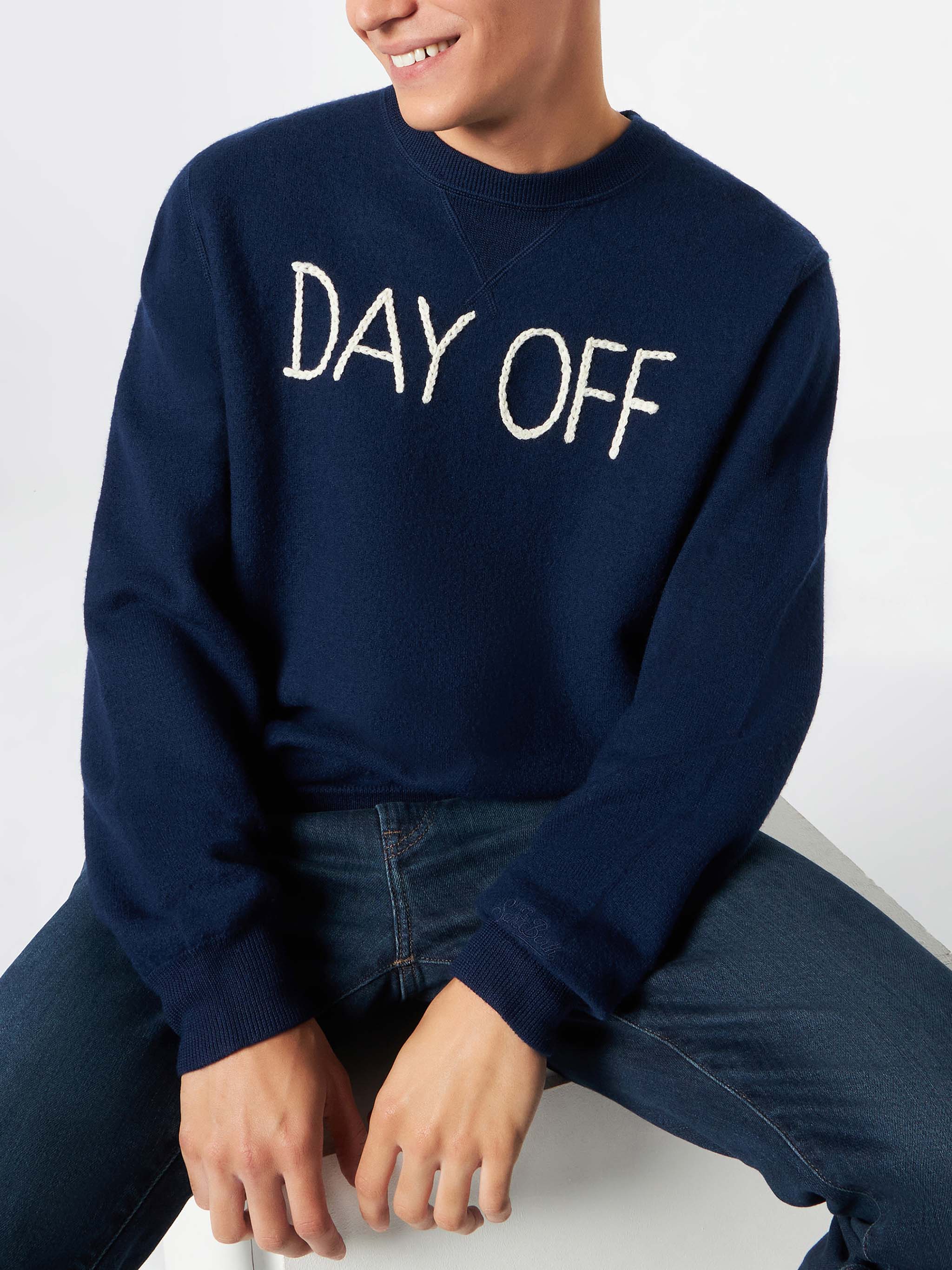 Pull en maille à col rond pour homme Day Off avec broderie