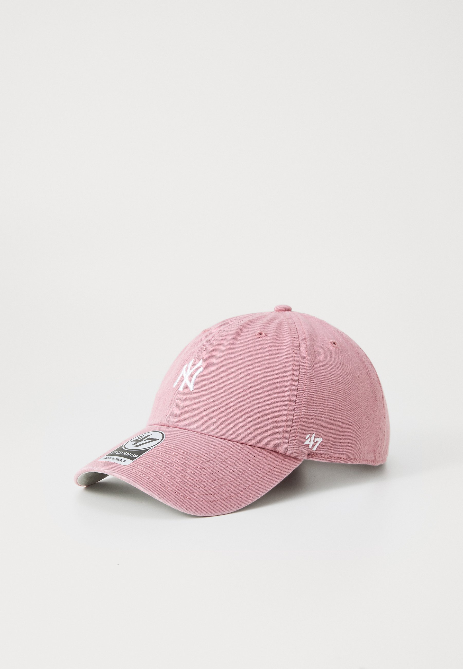 '47 Caps