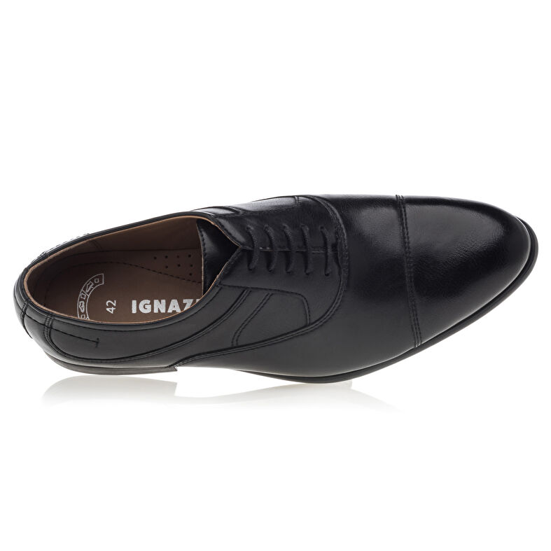 Zwarte nette herenschoenen