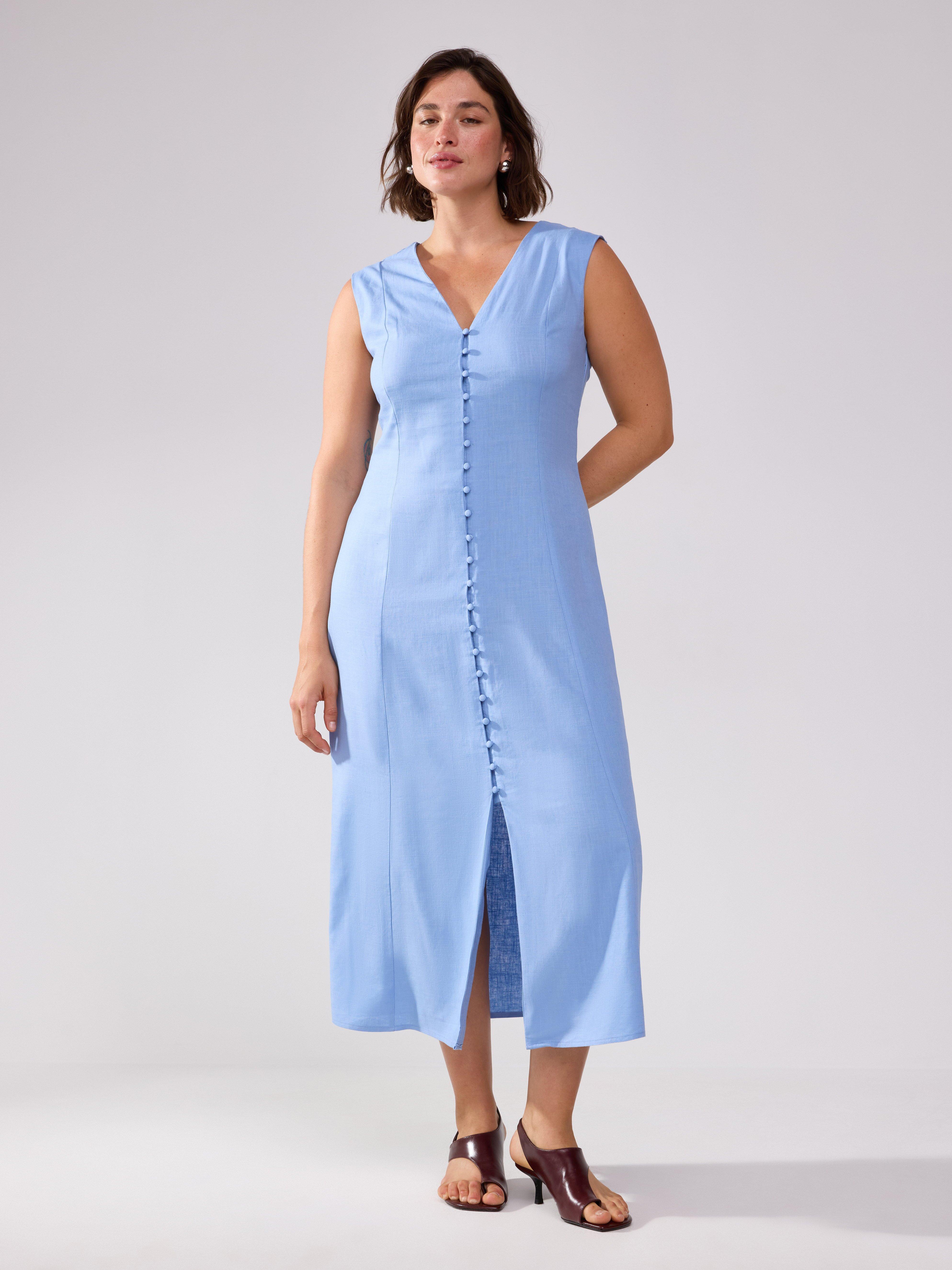Vestido midi de mezcla de lino en azul claro empolvado.