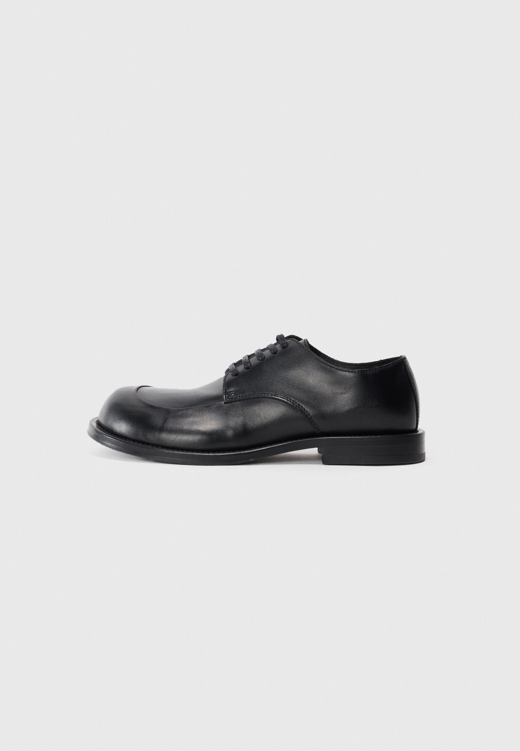 MOSCHINO Scarpe stringate casual - nero