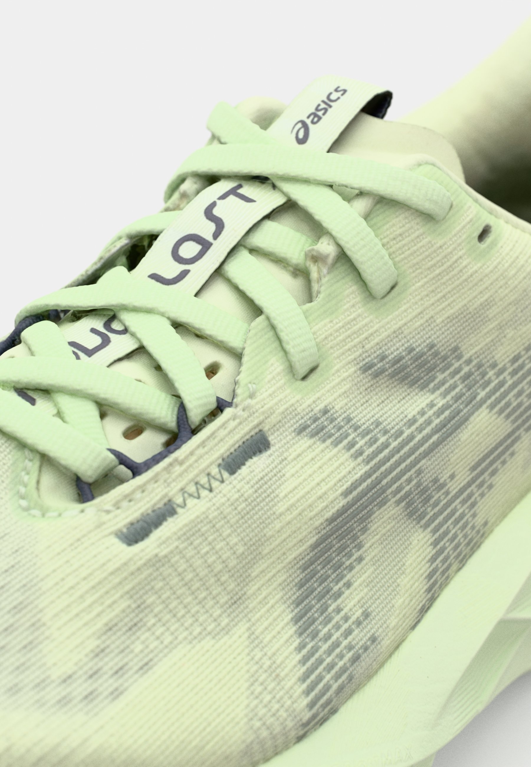 ASICS NOVABLAST 5 - Chaussures de running sur route - vert murmure/bleu monument