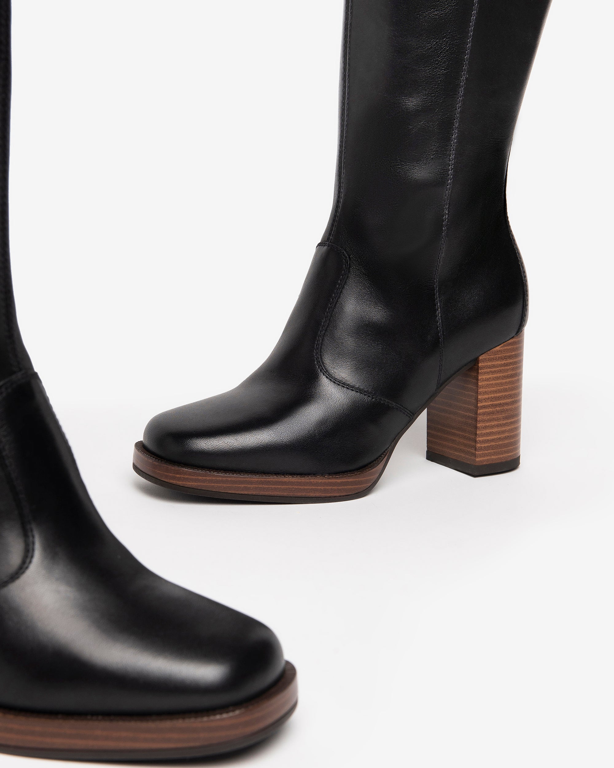 Damen-Lederstiefel