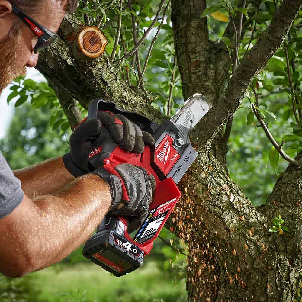 MILWAUKEE 12V FUEL™ HATCHET™ 6
