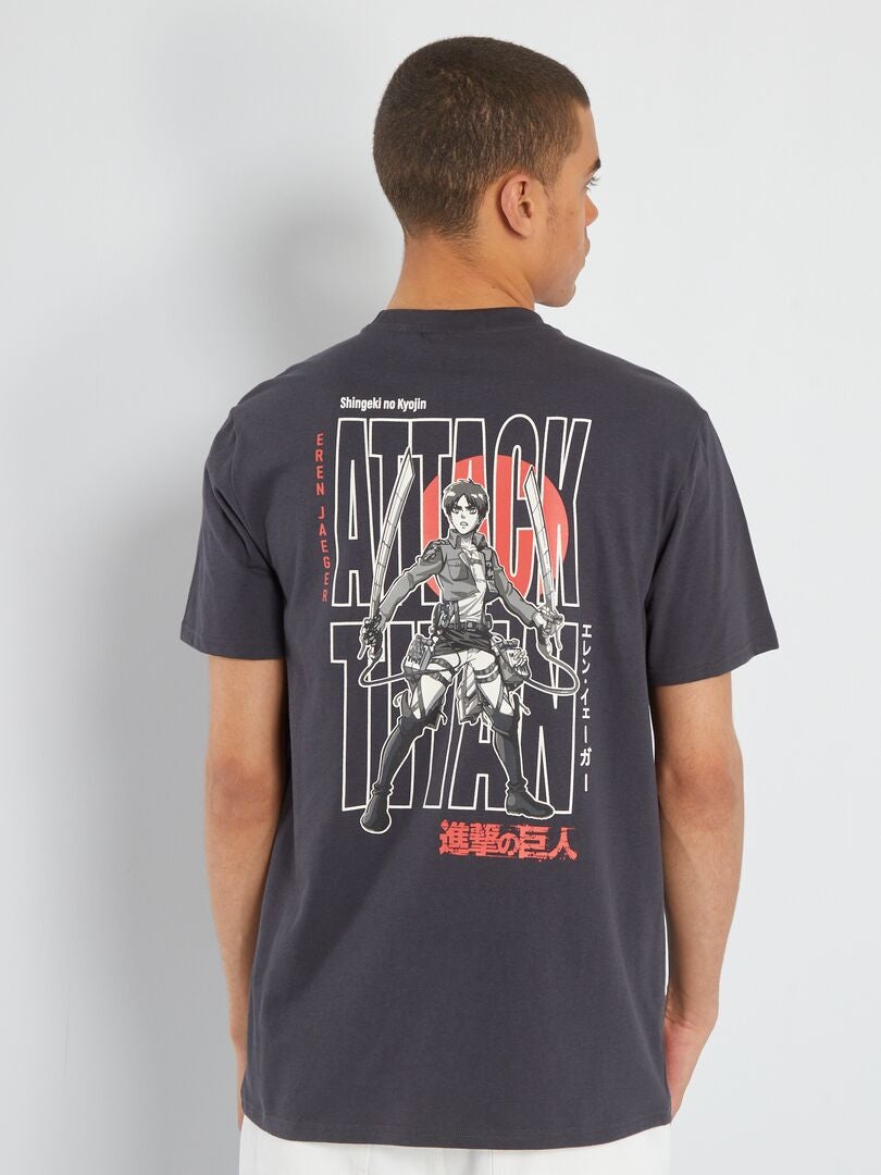 Camiseta 'Attack on Titan' - CINZA