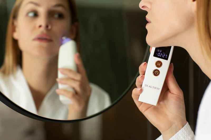 Aparelho de Microdermoabrasão Beautifly B-Derma Pro + Cabeça de Reposição