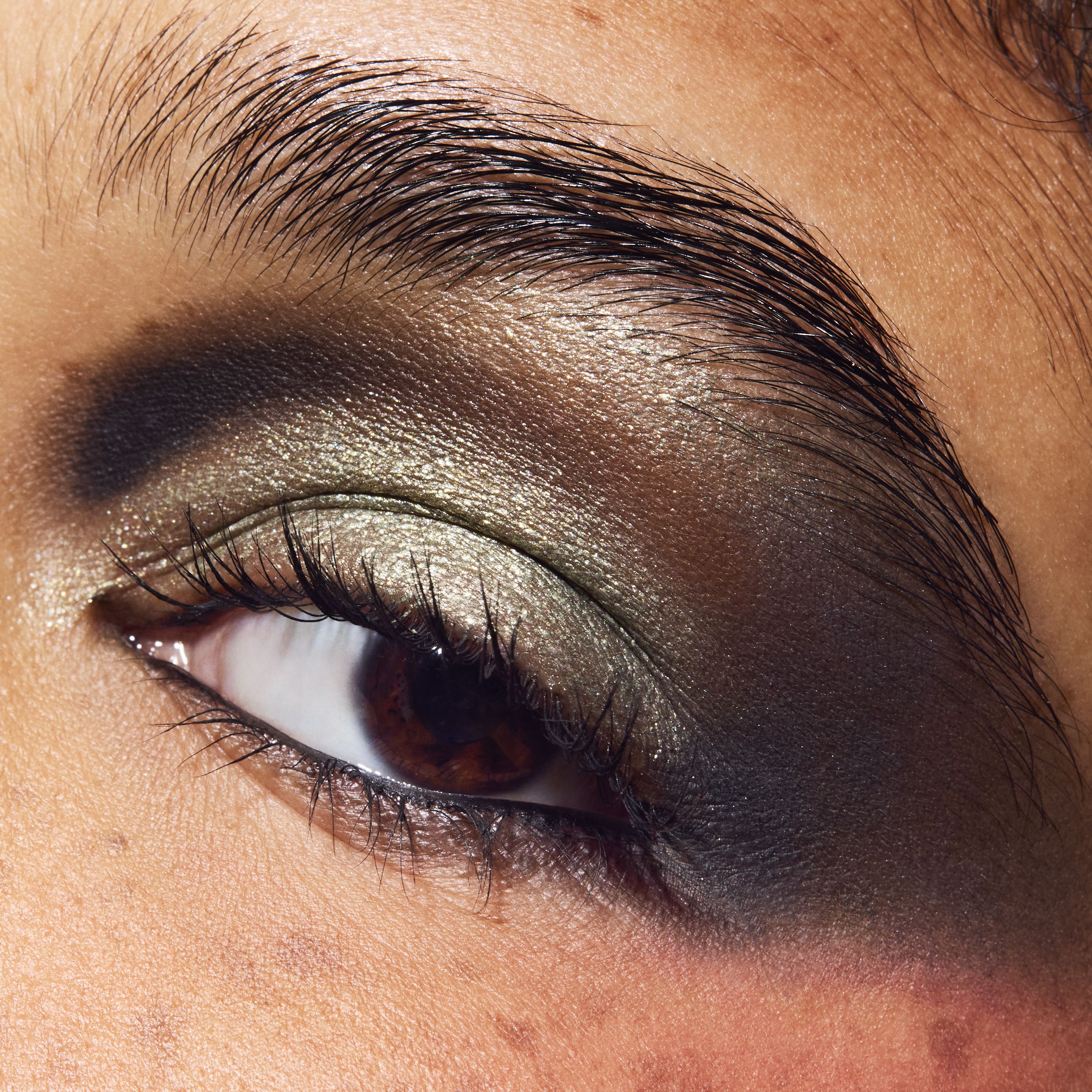 „Dazzleshadow Stick“ akių šešėliai Prabangūs akių šešėliai
