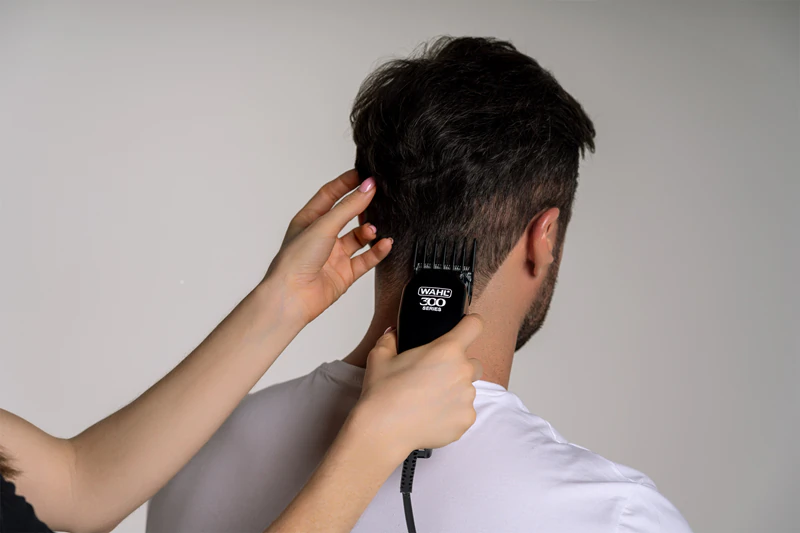 Máquina de cortar cabelo Wahl Home Pro 300