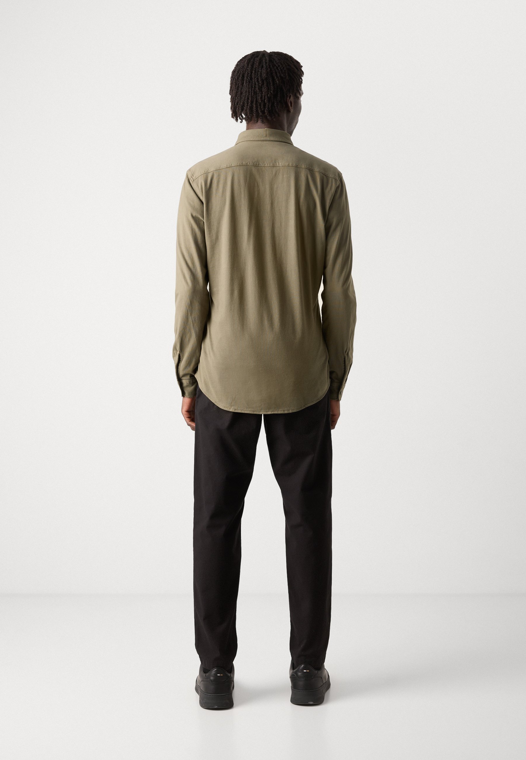 Chemise BOSS - verte ouverte