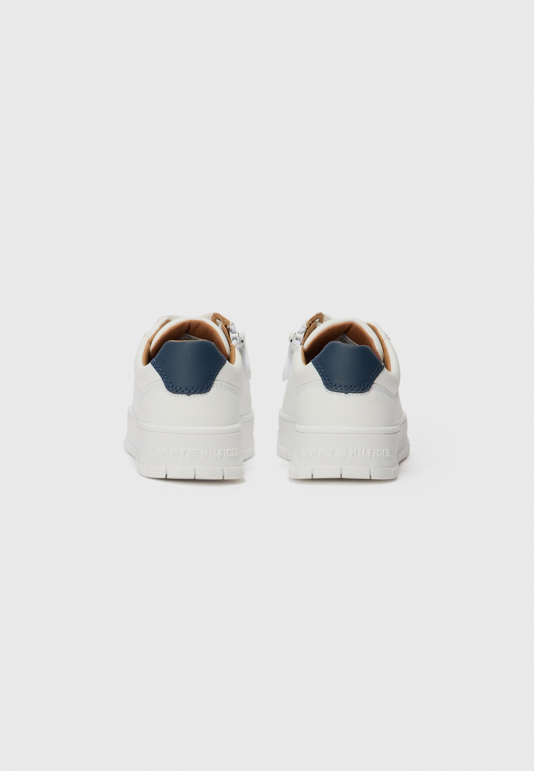 Tommy Hilfiger NATHAN UNISEX - Sneakers - wit/blauw