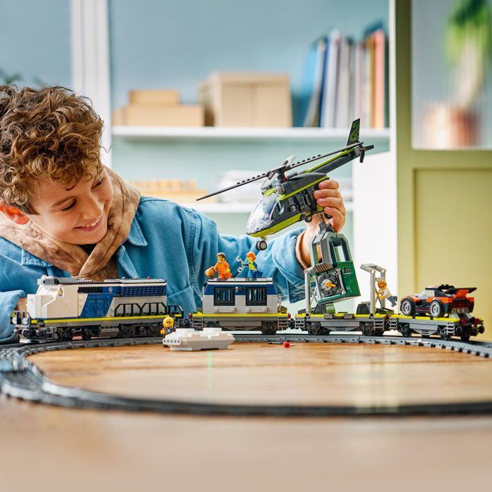 LEGO City  60508 Le Braquage du Train de Police - Jouet de Construction dès 7 ans - Cadeau