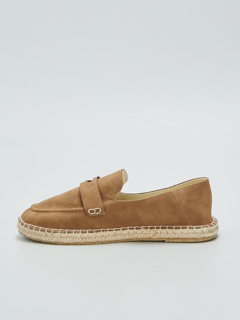 Alpargatas estilo mocassim - MARROM