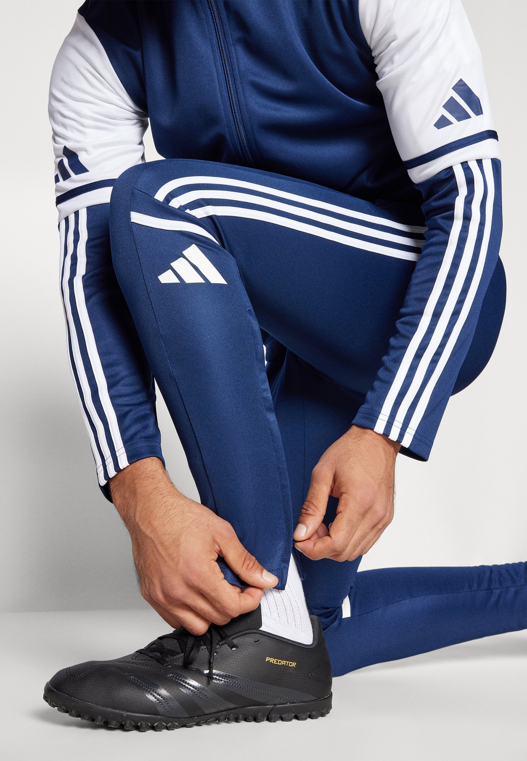 adidas Performance SQUADRA25 TRAINING PANT - Trainingsbroek - team marineblauw/wit