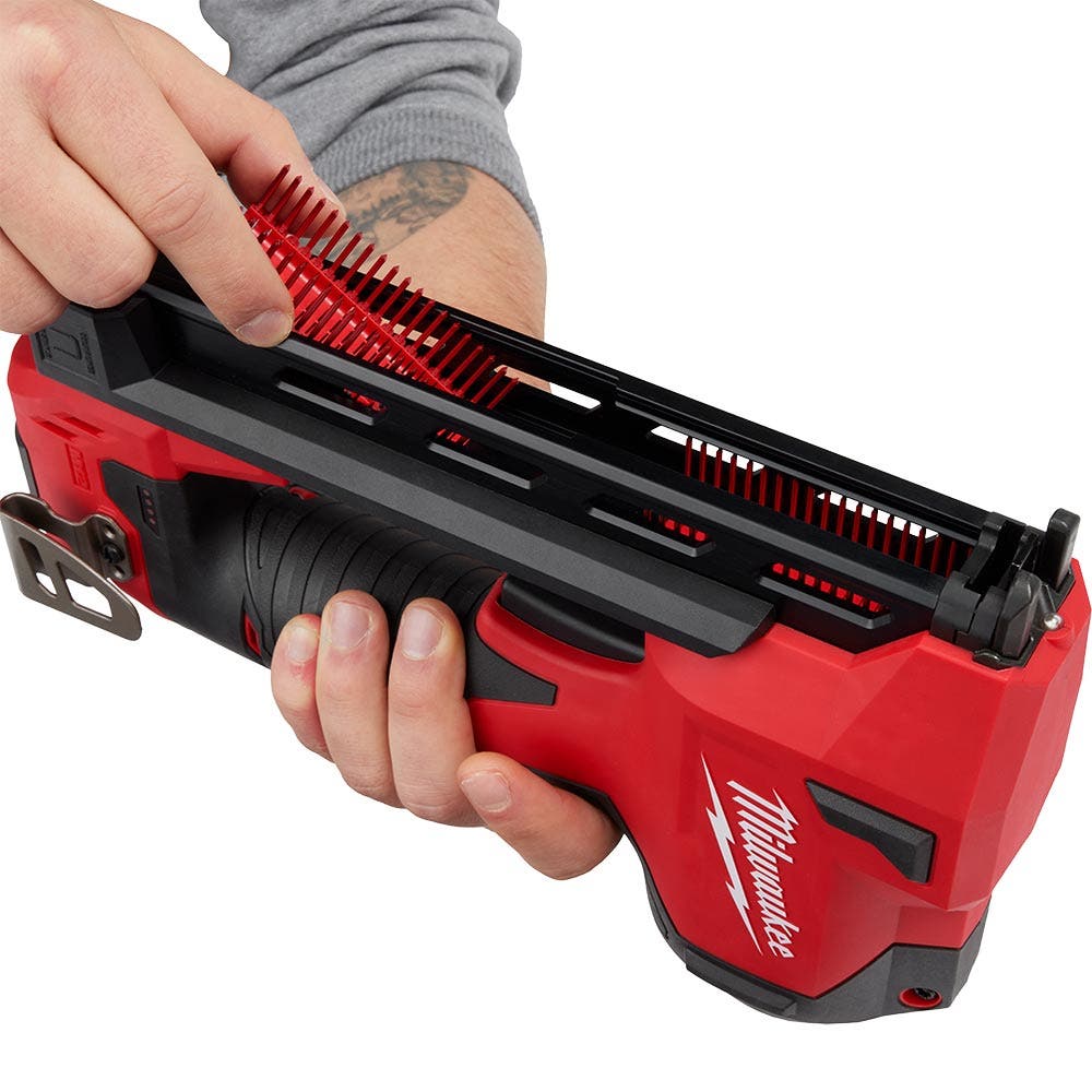 MILWAUKEE 12V 25mm kabelstablerskinn M12BCST0