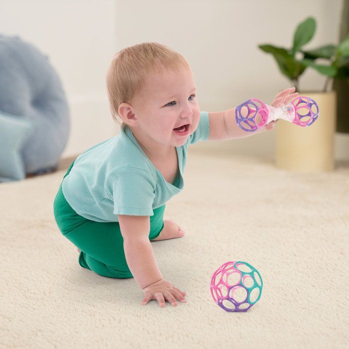BRIGHT STARTS Coffret cadeau de naissance fille O'Ball avec 2 jouets bébé: un hochet et une O Ball Rose, Violet, Turquoise
