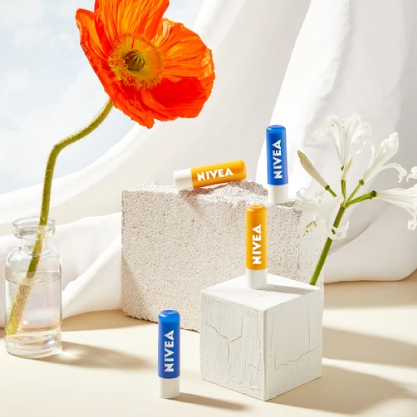 NIVEA Sun Protect balzám na rty SPF30 4,8 g