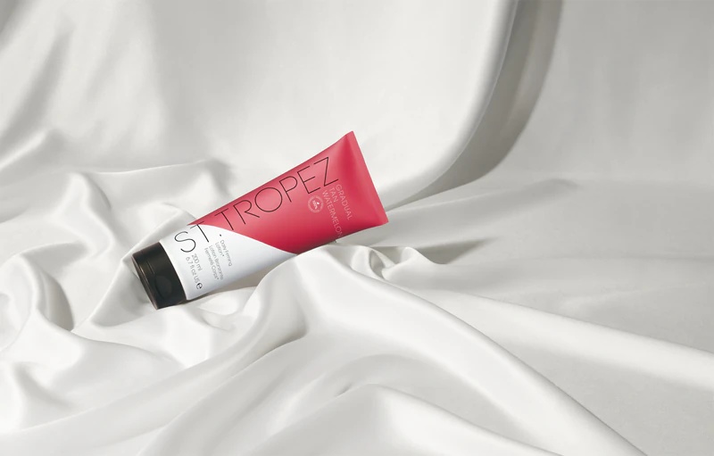 „St. Tropez Gradual Tan Daily“ stangrinamasis losjonas su arbūzo skoniu