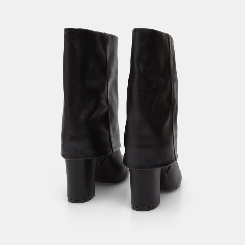 Kozaki damskie Bata na obcasie 10 cm